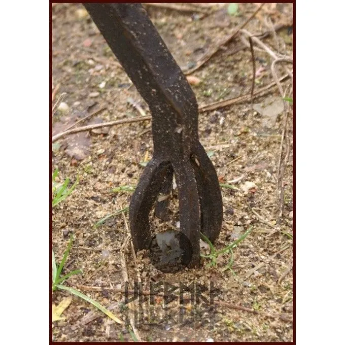 Ulfberth Großer Stativ 2 Ulfberth Großer Stativ – Bild 2