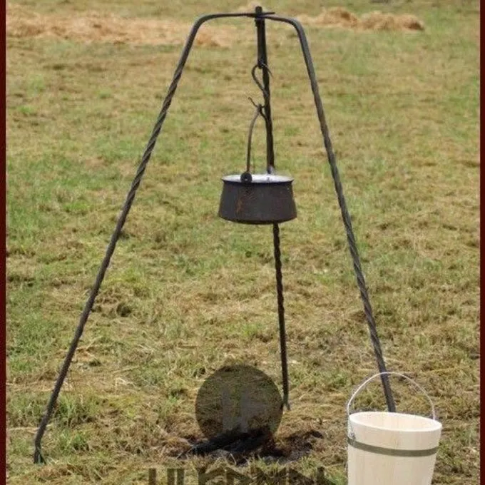 Ulfberth Großer Stativ 3 Ulfberth Großer Stativ – Bild 3